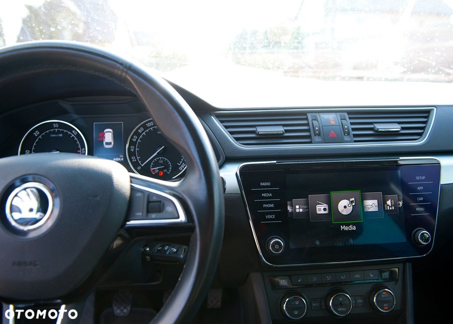 Skoda Superb 1.6 TDI Ambition - 8