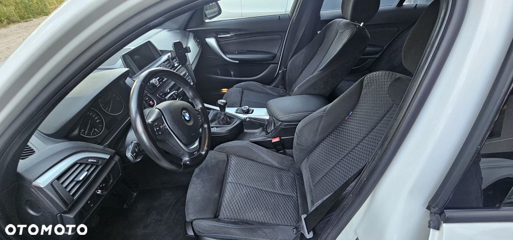 BMW Seria 1 116i - 15