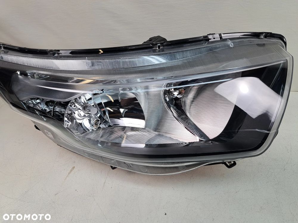 LAMPA IVECO DAILY 6 LIFT KOMPLET LAMPY PRZEDNIE ZWYKŁE - 4