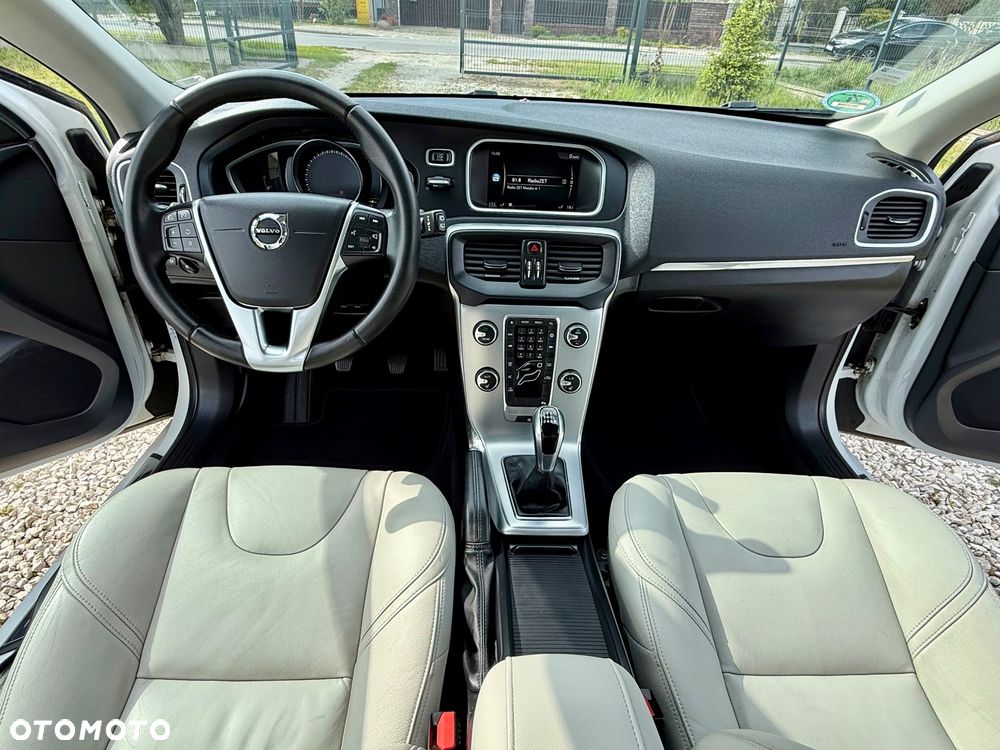 Volvo V40 T3 Drive-E Inscription - 10