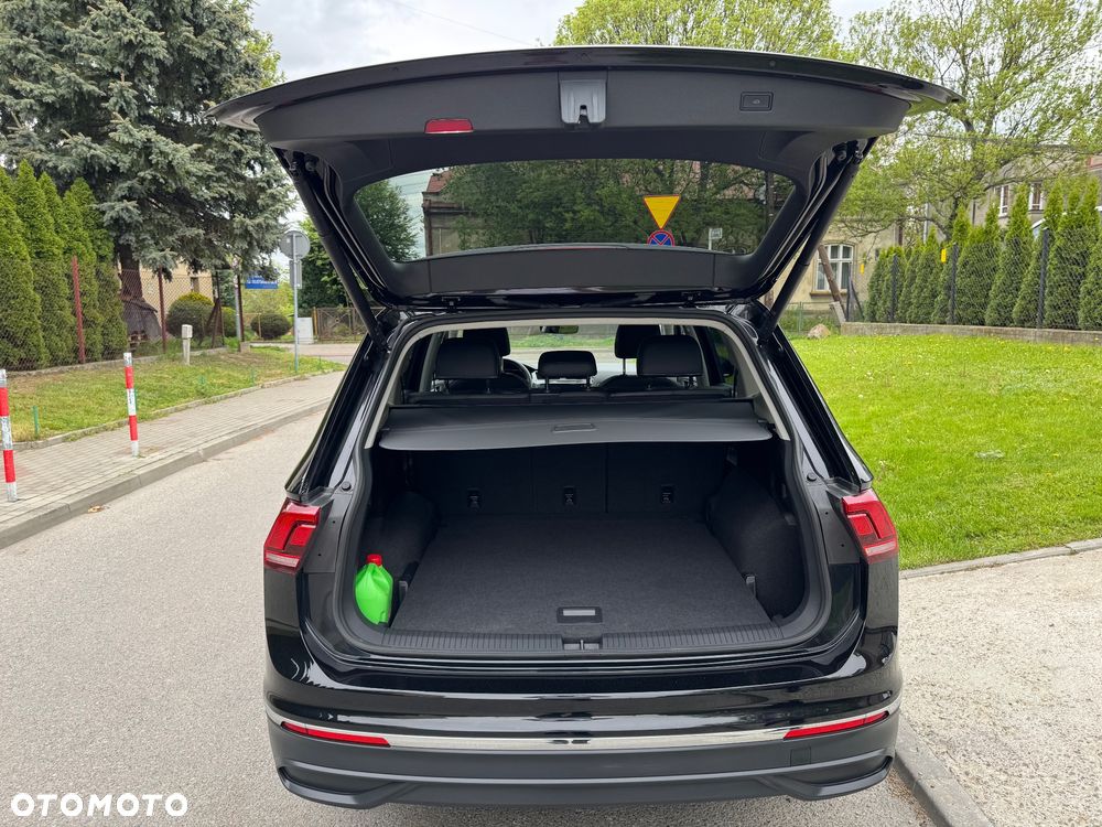 Volkswagen Tiguan - 35
