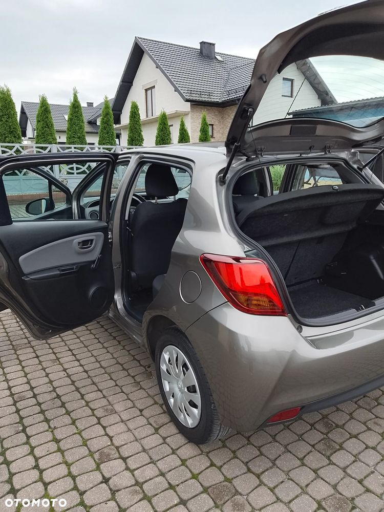 Toyota Yaris 1.0 Active EU6 - 9