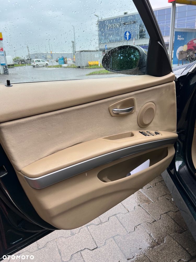 BMW Seria 3 - 34