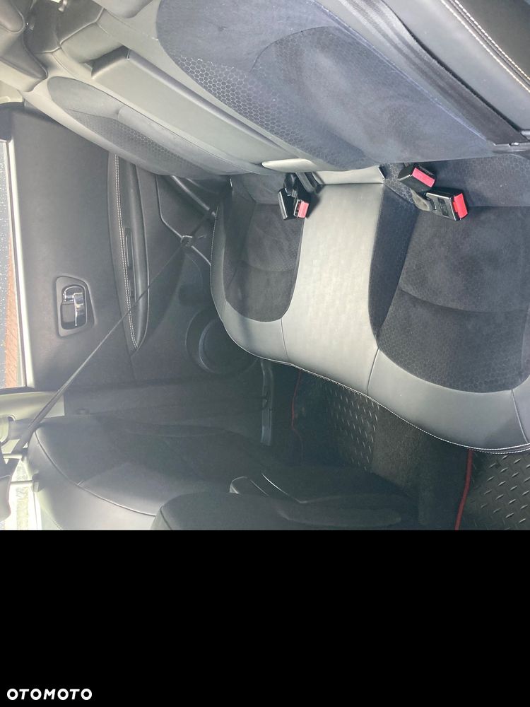 Nissan Qashqai ver-2-0-dci-4-x-4-dpf-tekna - 11