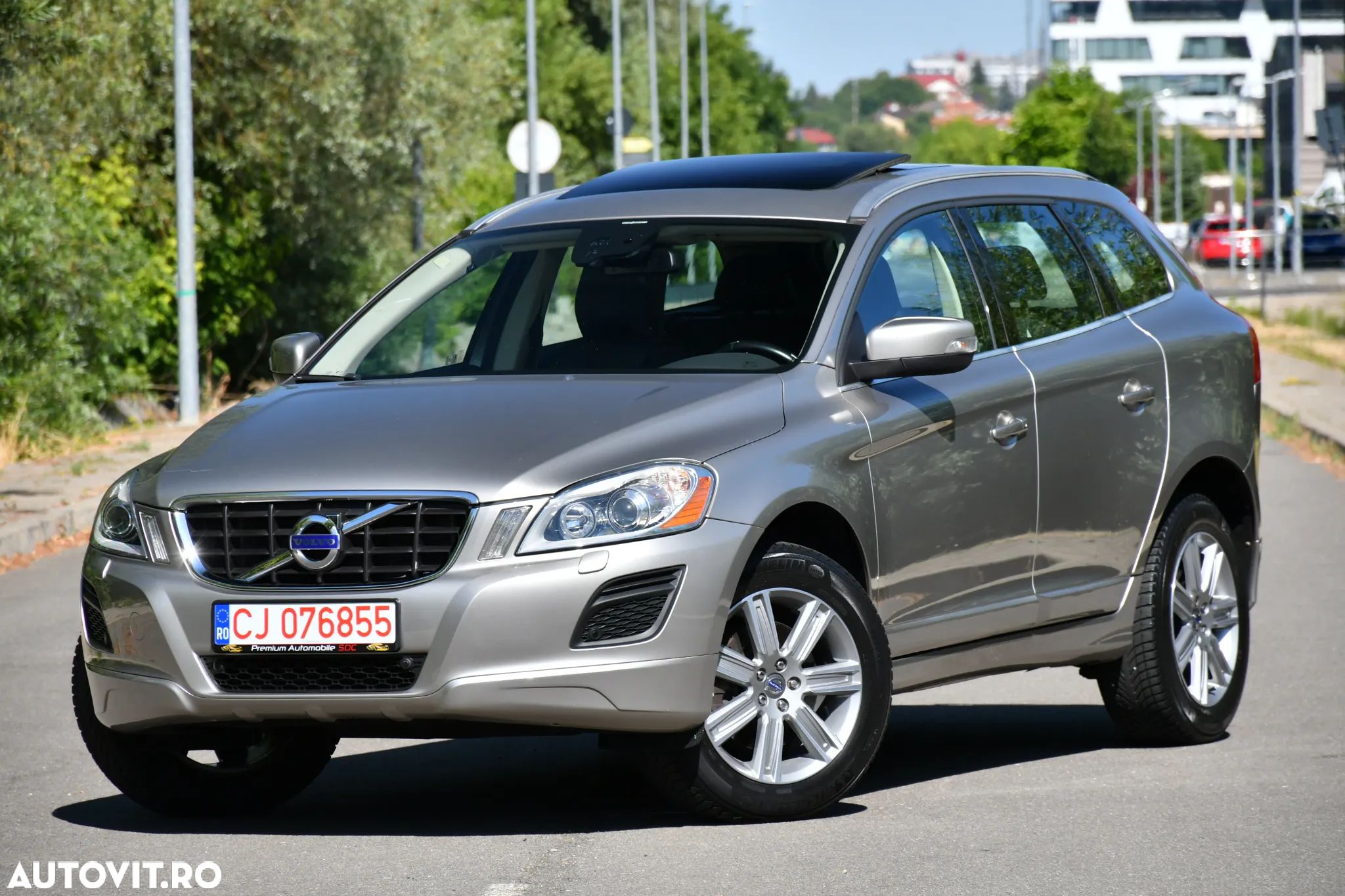 Volvo XC 60 D5 AWD Aut. Summum - 1