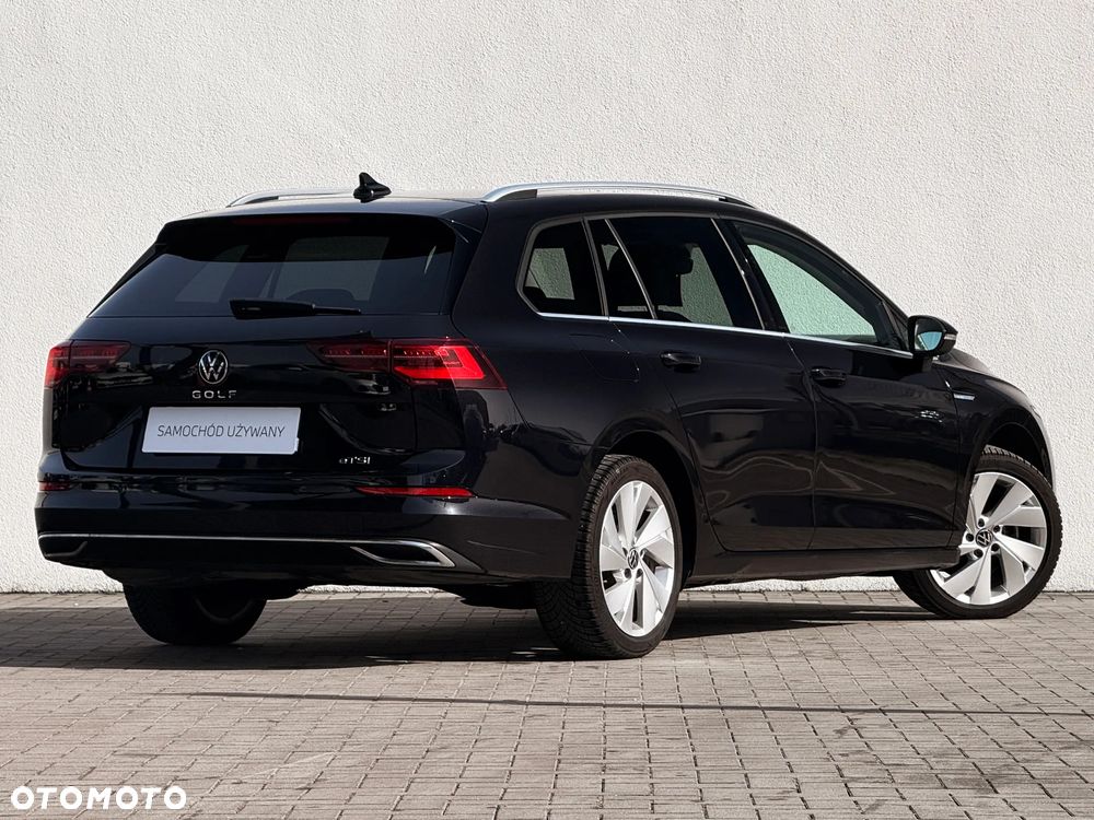 Volkswagen Golf 1.5 eTSI OPF DSG Style - 3