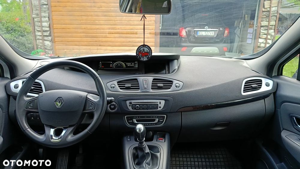 Renault Scenic - 9