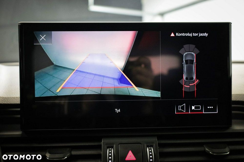 Audi Q5 Sportback - 24