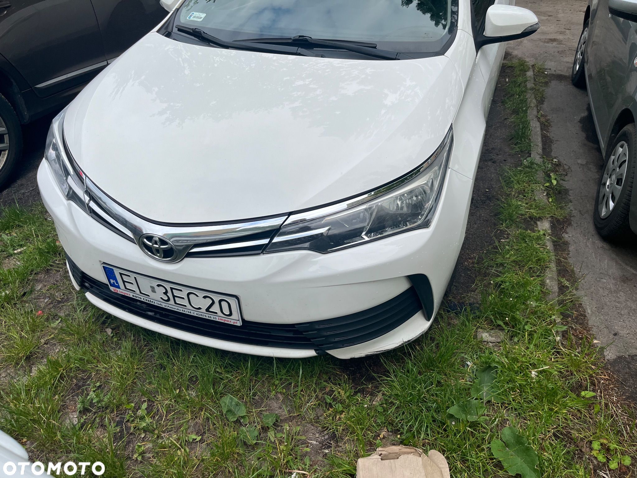 Toyota Corolla - 1