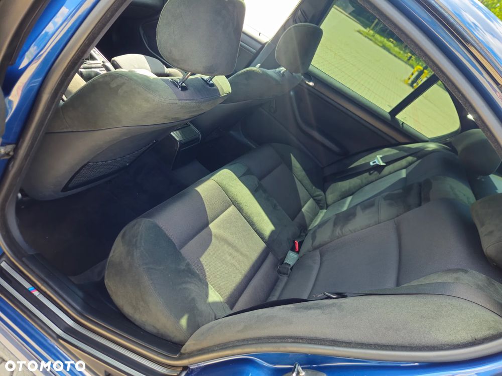 BMW Seria 3 325i - 10