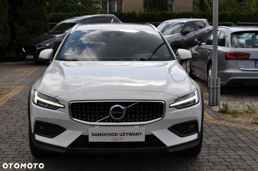 Volvo V60 Cross Country Pro T5 AWD - 6