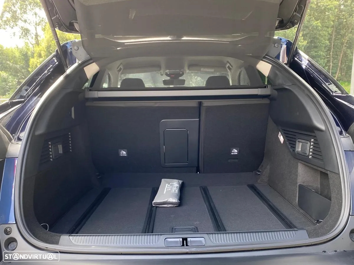 Citroën C5 X 1.2 Hybrid Plus e-DSC6 - 17
