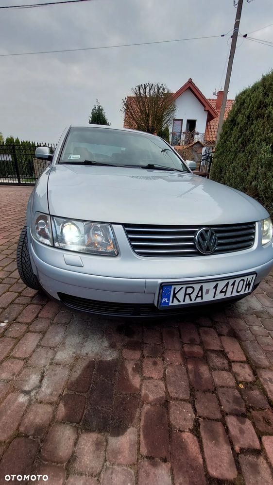 Volkswagen Passat 2.5 TDI Comfortline Tiptr - 1