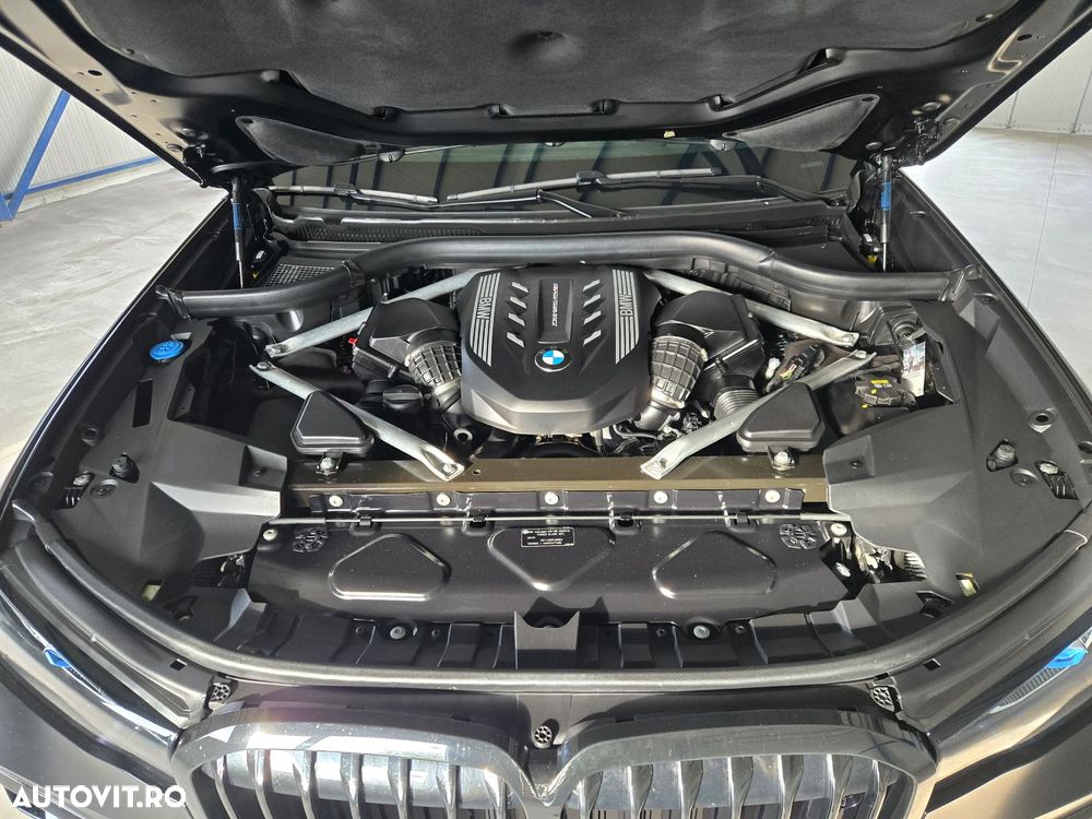 BMW X7 M50i - 9