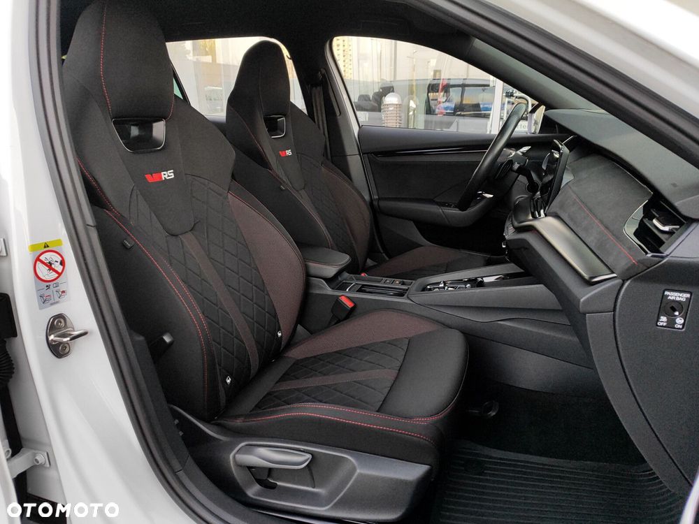 Skoda Octavia 2.0 TDI RS DSG - 16