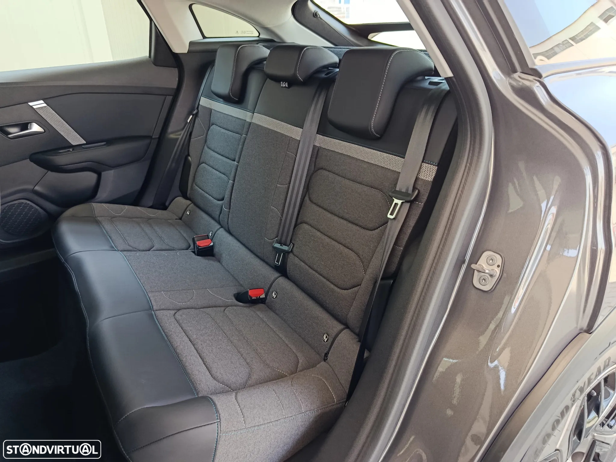 Citroën C4 1.2 PureTech Feel Pack EAT8 - 14