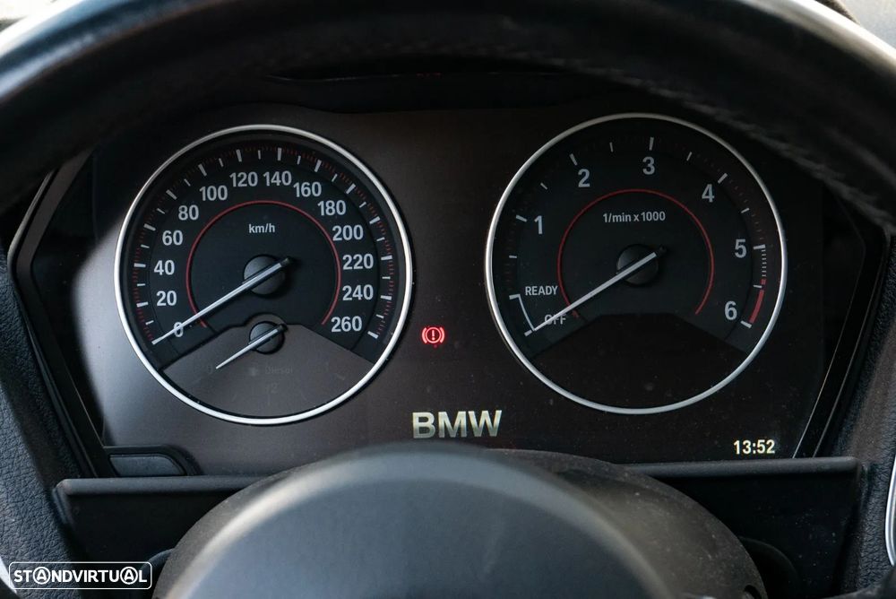 BMW 116 dA Pack M - 6