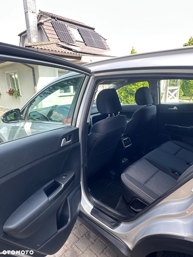 Kia Sportage 1.6 T-GDI Business Line 4WD - 26