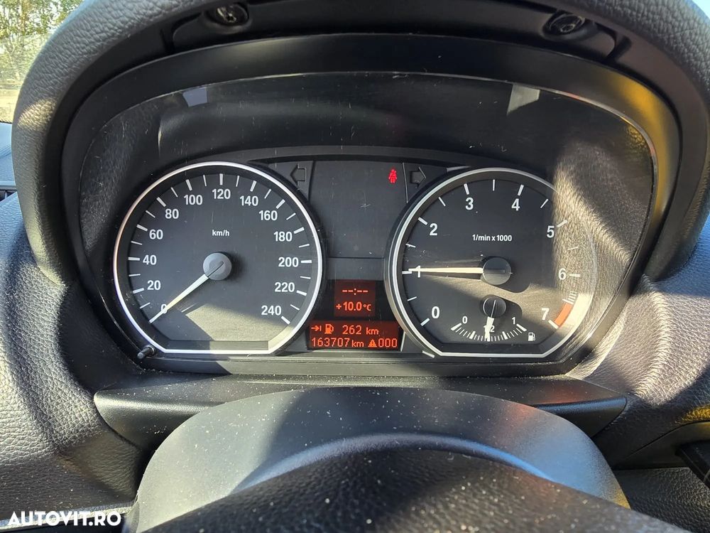 BMW Seria 1 116i - 19