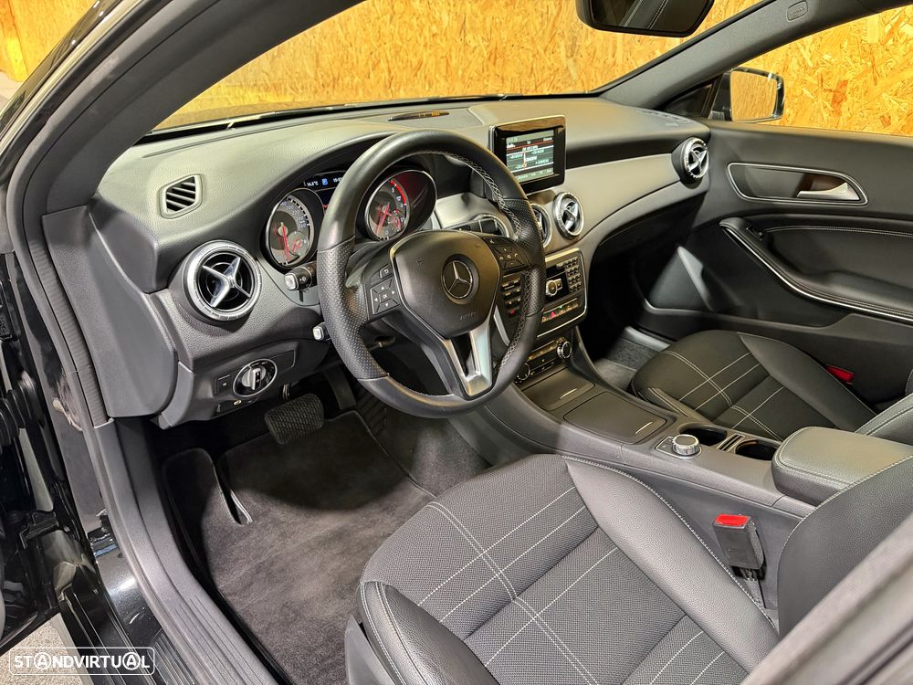 Mercedes-Benz CLA 220 CDi Urban Aut. - 21