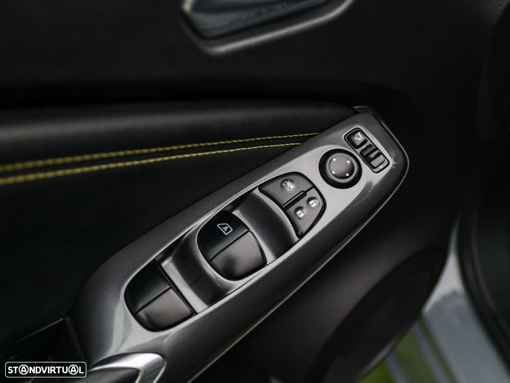 Nissan Juke 1.0 DIG-T Kiiro - 31