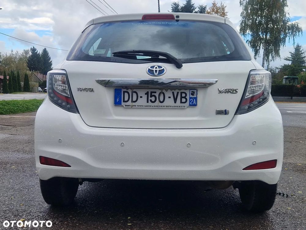 Toyota Yaris Hybrid 1.5 VVT-i - 7