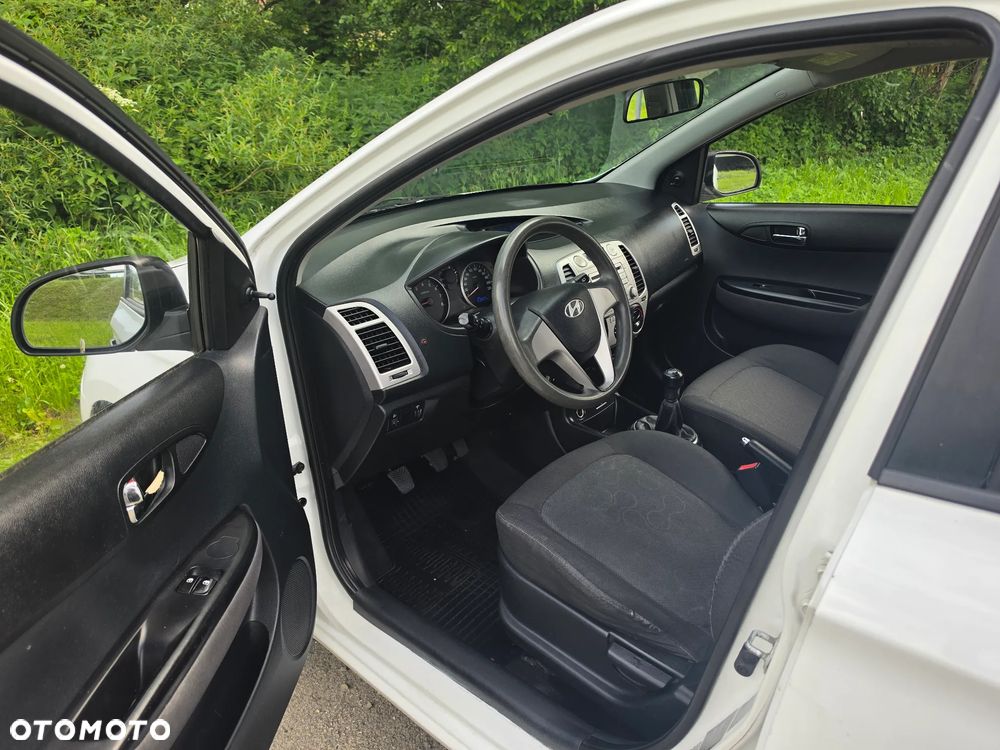 Hyundai i20 1.2 Classic - 23