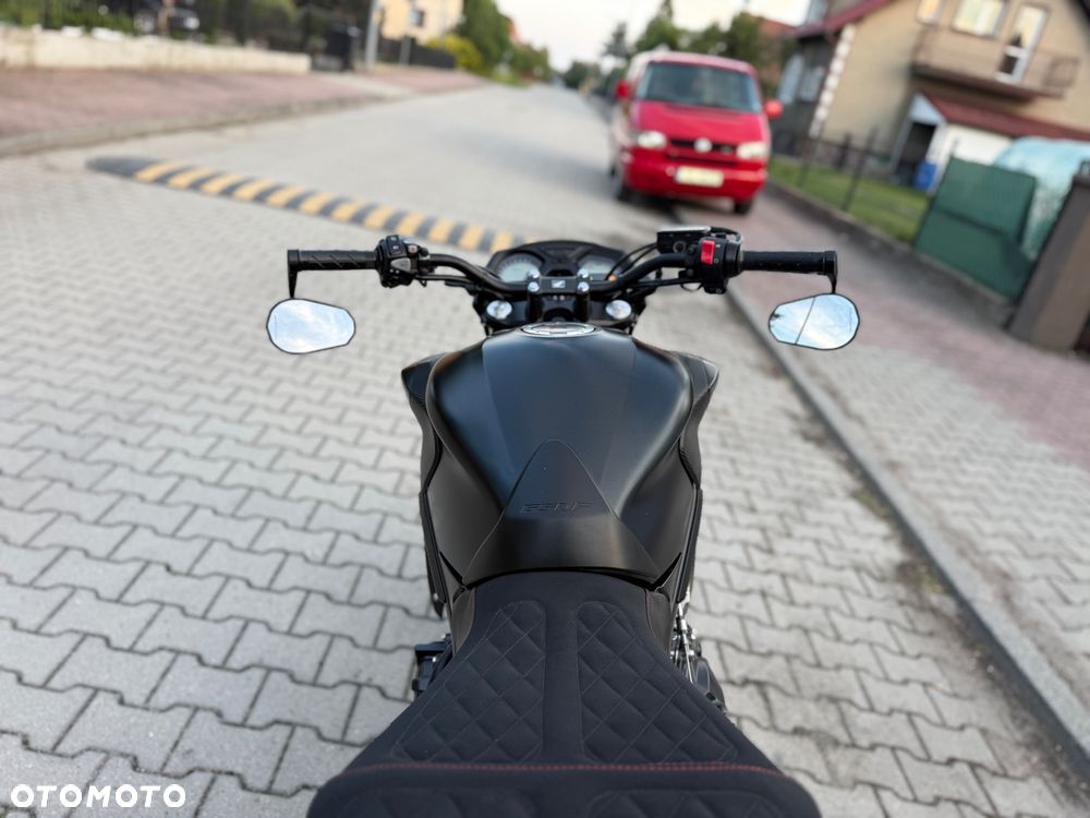 Honda CB - 11