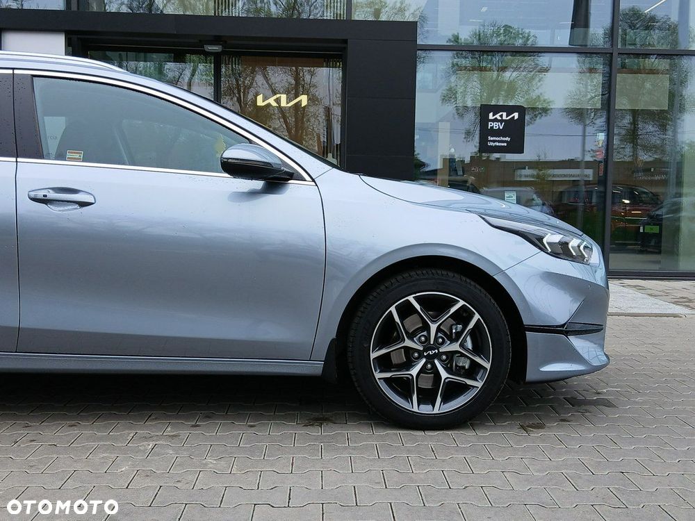 Kia Ceed - 15