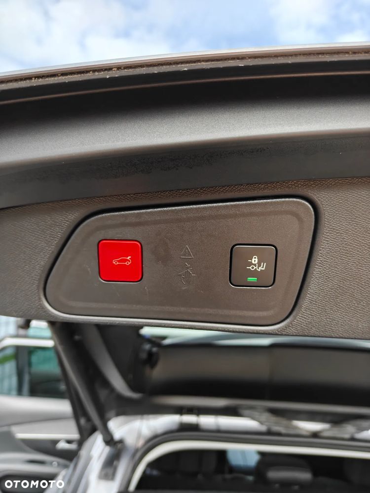 Peugeot 3008 1.5 BlueHDi Allure Pack S&S EAT8 - 15