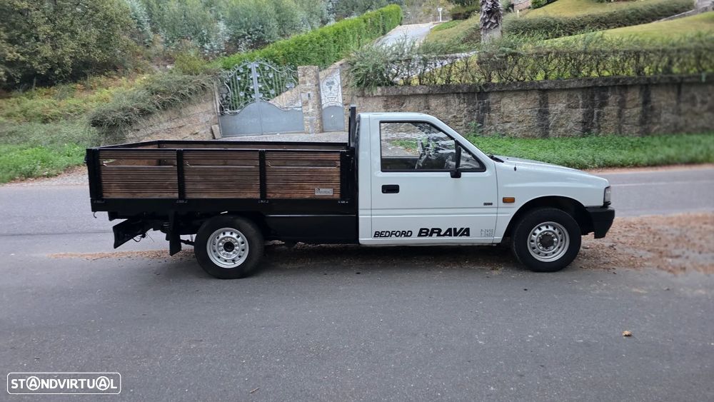 Bedford Brava/Direção Assistida - 34