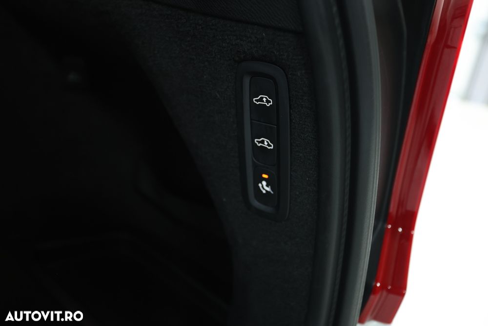 Volvo XC 90 T8 AWD Twin Engine Geartronic Inscription - 31
