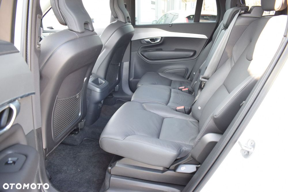 Volvo XC 90 - 17