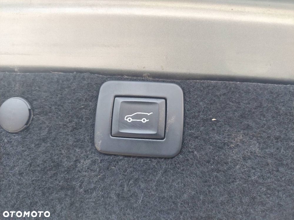 KOMPLETNY TYŁ OPEL INSIGNIA A KLAPA SIŁOWNIK ZDERZAK LAMPY - 8