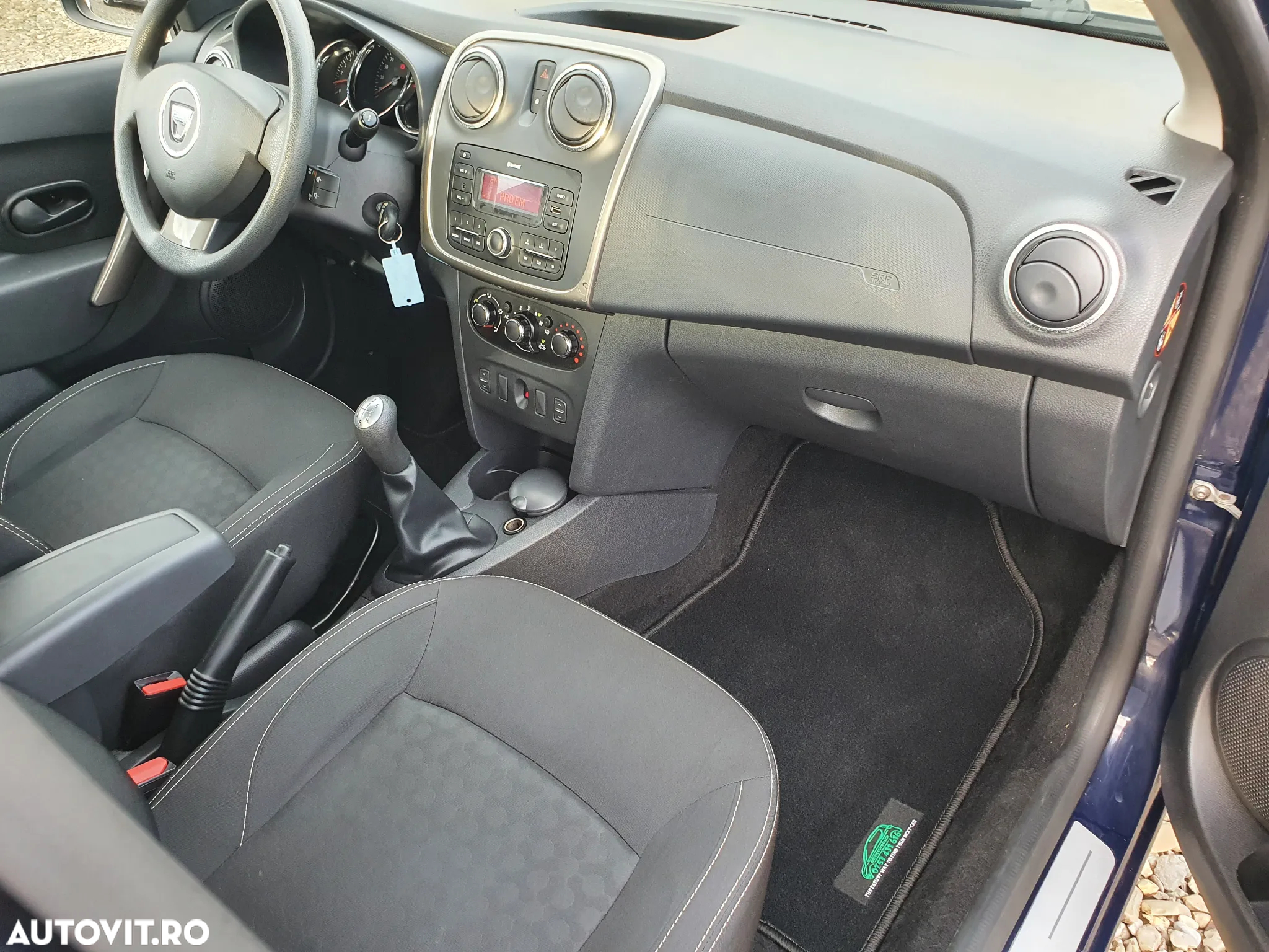 Dacia Logan 0.9 TCe Laureate - 15