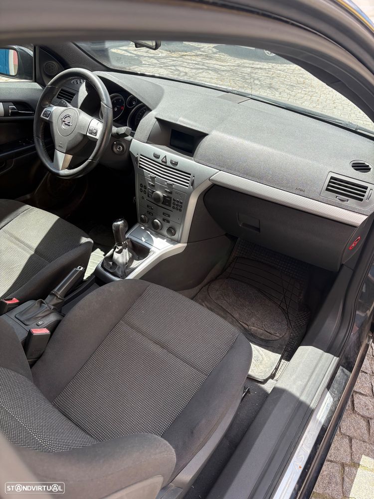 Opel Astra GTC 1.3 CDTI - 18