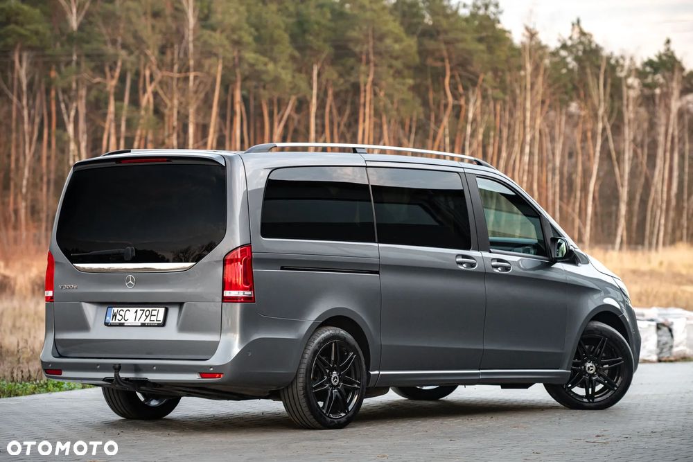 Mercedes-Benz Klasa V 300 d lang 9G-TRONIC Avantgarde - 8