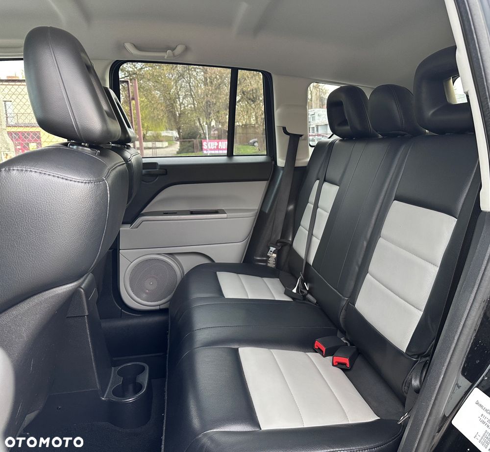 Jeep Compass 2.4 Limited - 19