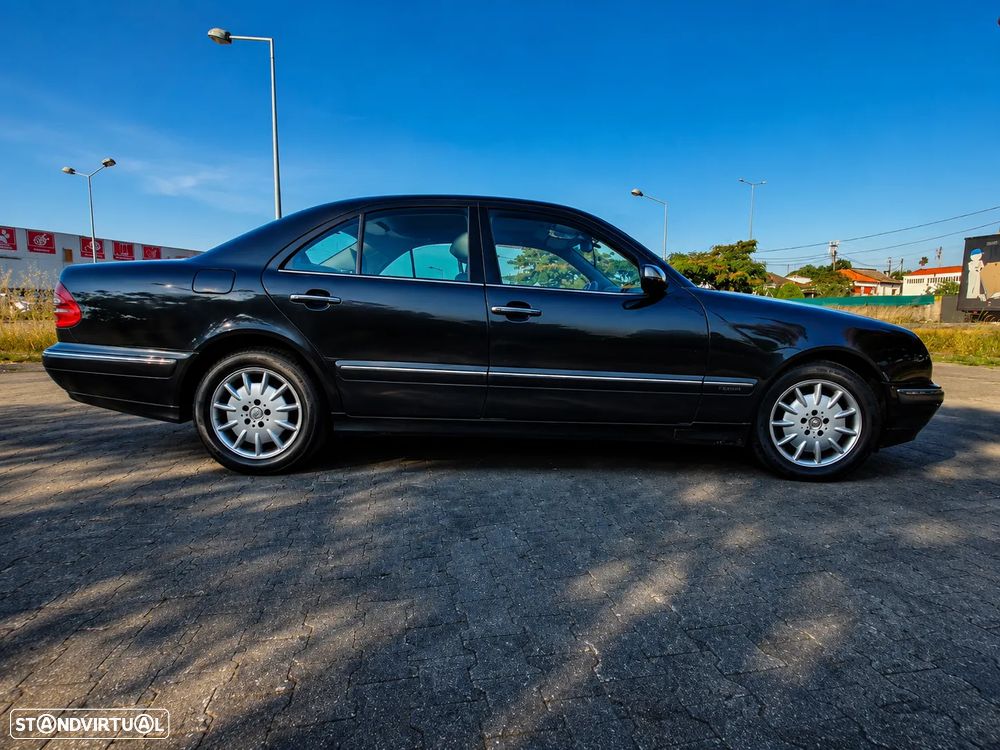 Mercedes-Benz E 220 - 4