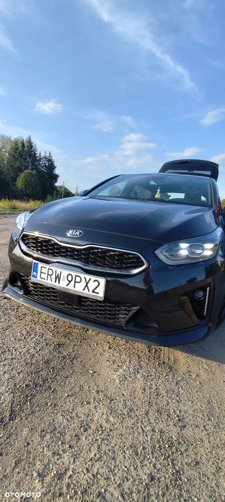 Kia ProCeed 1.6 CRDi GT Line DCT - 13