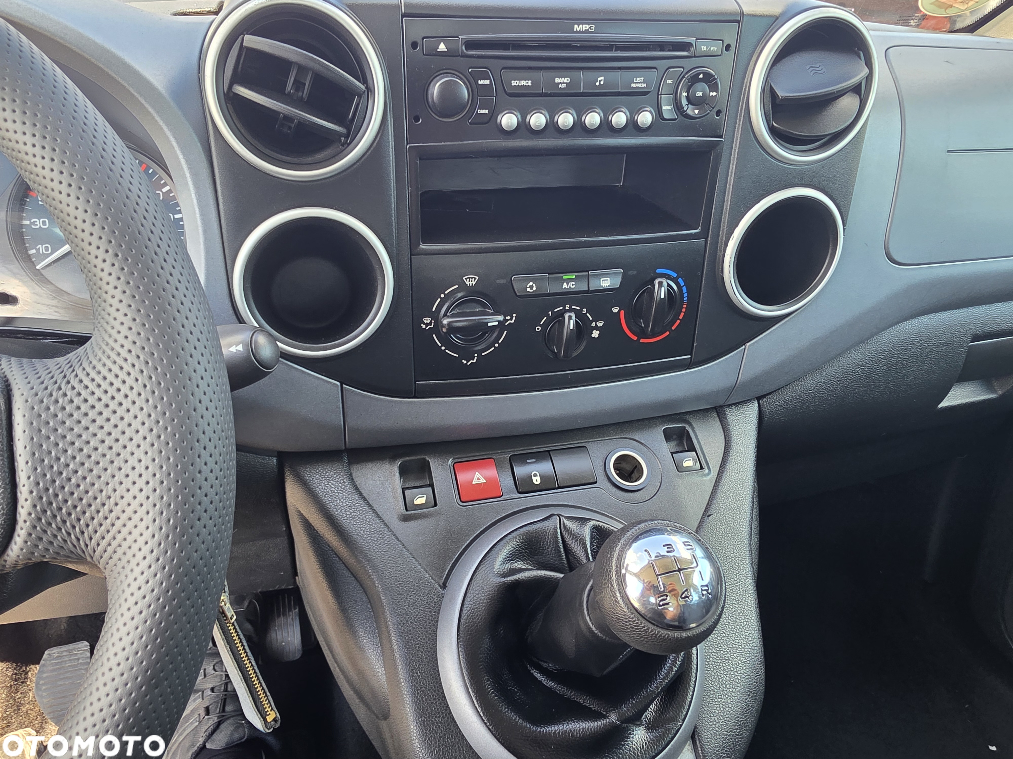Citroën Berlingo II 1.6 HDi Multispace - 14