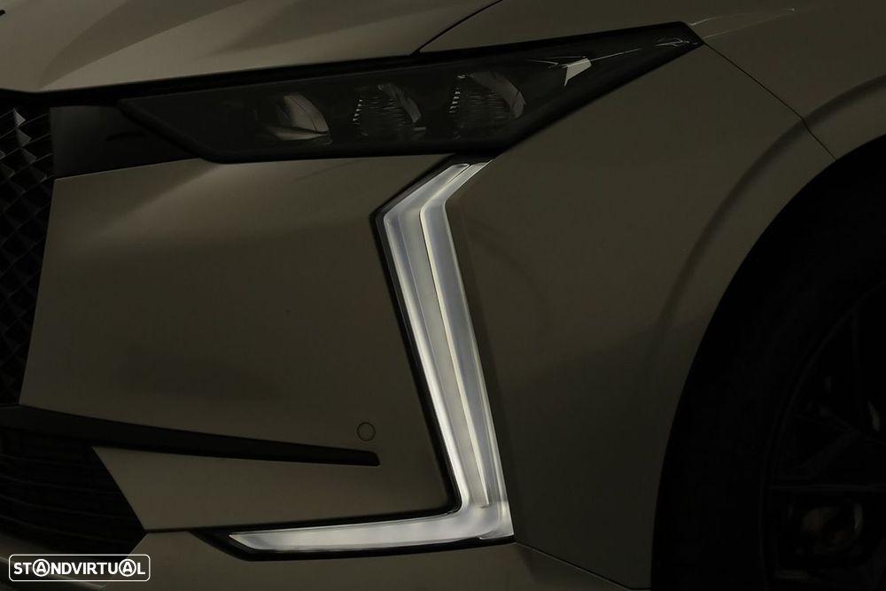 DS DS4 4 1.2 PureTech Performance Line EAT8 - 6