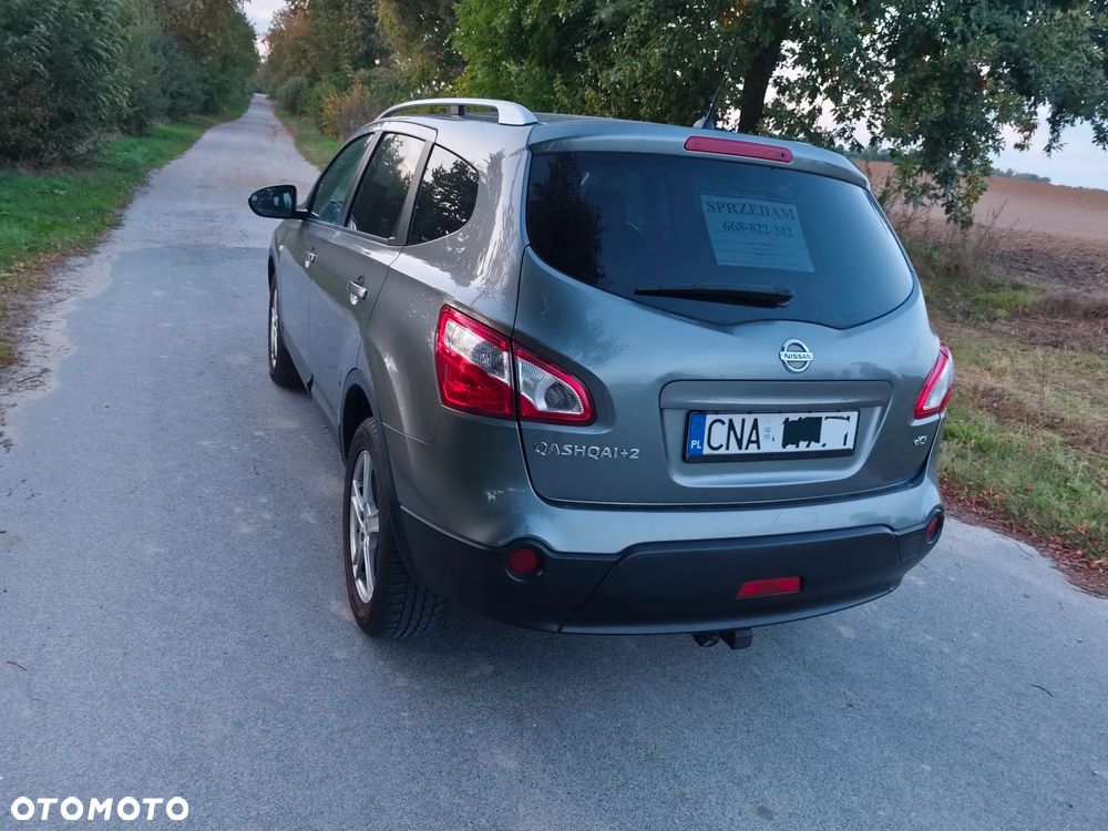 Nissan Qashqai+2 - 12