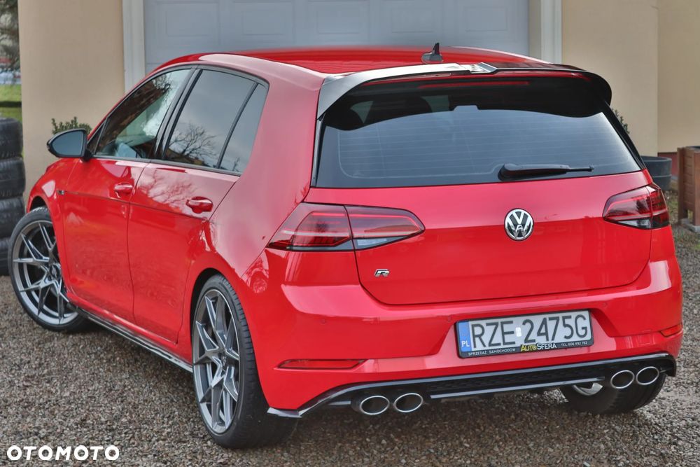 Volkswagen Golf - 5