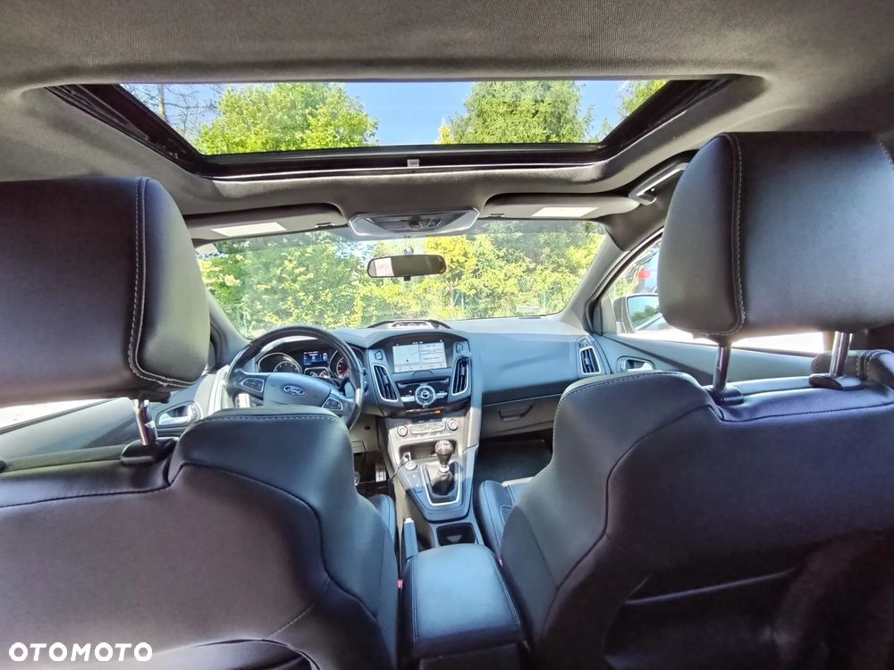 Ford Focus 2.0 EcoBoost ST - 7