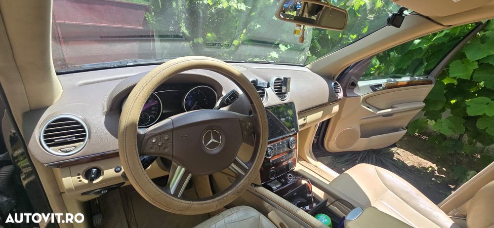 Mercedes-Benz GL - 32