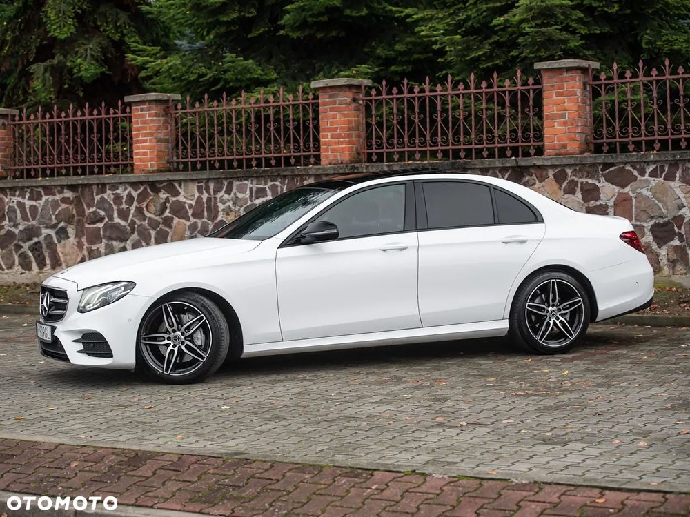 Mercedes-Benz Klasa E 220 d 4-Matic 9G-TRONIC - 7
