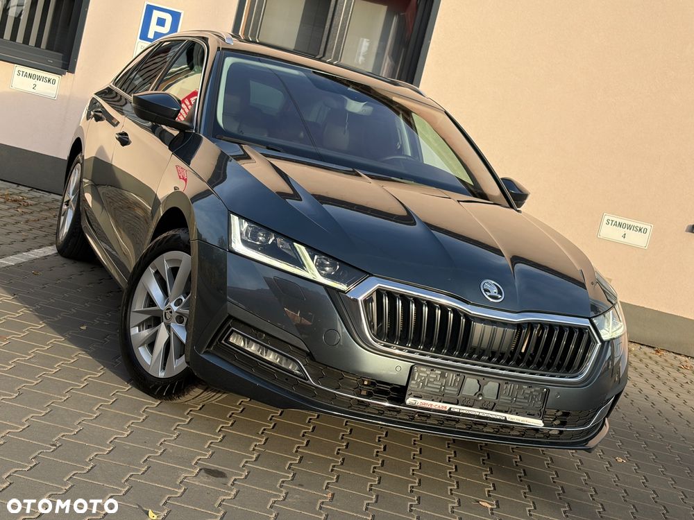 Skoda Octavia 1.5 TSI Exclusive - 32