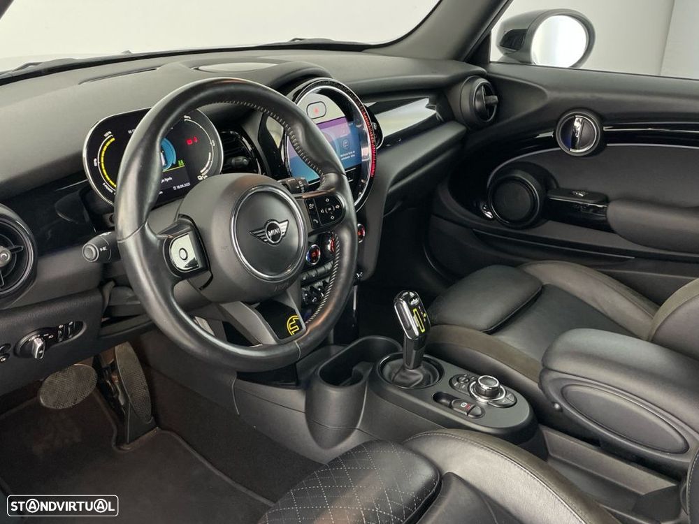 MINI 3 Portas Cooper SE Classic - 19