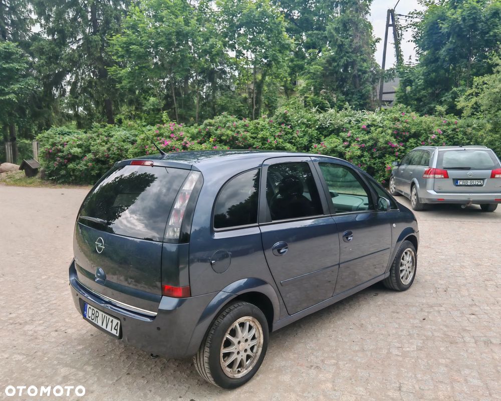 Opel Meriva - 12